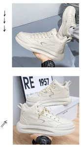 Primo piano dettagliato del profilo laterale e della trama delle sneakers crema
