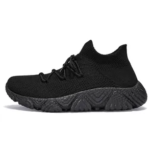 Schwarze Herren-Laufschuhe aus atmungsaktivem Strick mit dicker rutschfester Sohle
