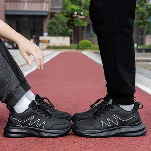 Outdoor vrijetijdssporten wandelsneakers van synthetisch leer met snelsluiting