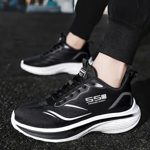 Herren Laufschuhe aus atmungsaktivem Mesh mit SS Fashion Sport Logo und Dämpfungssohle
