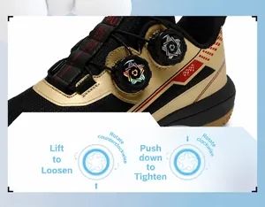 Gros plan du système de laçage à double molette sur les baskets de sport kaki