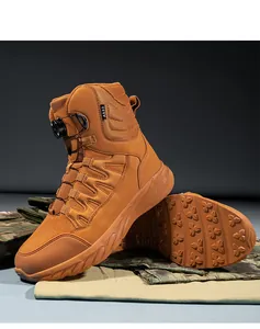 Détails de bottes tactiques avec système de boucle rotative et semelle antidérapante