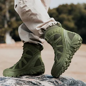 Legergroene tactische wandelschoenen voor heren met ademend mesh en antislip rubberen zolen
