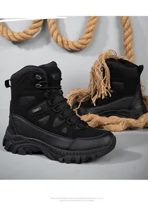 Detailansicht taktischer Stiefel mit Mesh-Obermaterial und robuster Gummisohle