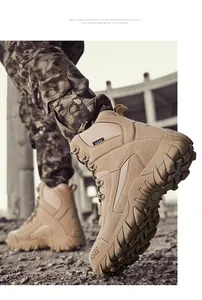 Détail des bottes tactiques AS33 en daim avec semelle en caoutchouc crantée