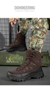 Detailansicht der taktischen Einsatzstiefel mit rutschfester Sohle für Outdoor-Aktivitäten