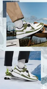 Nahaufnahme der grün-schwarzen Herren-Retro-Sneaker mit Belüftung und dicker Sohle