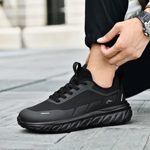 Men Trendy Running Shoes Lightweight Breathable Mesh Sneakers Urban Sporty Chunky Sole Walking Shoes For Daily School Fashion