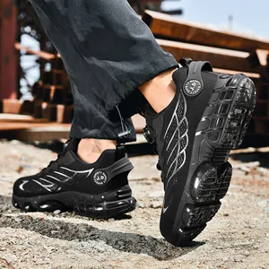 Chaussure de travail noire avec mesh respirant, laçage rotatif et semelle à coussin d'air