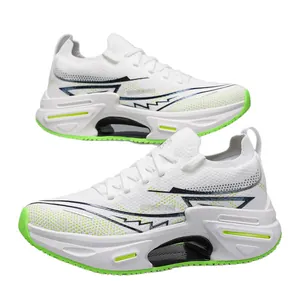 Zapatillas de running blancas transpirables con detalles verde neón y suelas suaves