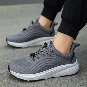 Dunkelgraue Laufschuhe mit breiter Zehenkappe, Mesh und dicker Polstersohle