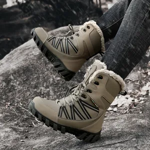 Herren Winter-Schneestiefel in Khaki mit dickem Kunstfellfutter und rutschfester Sohle