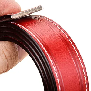 Ceinture en cuir véritable rouge avec surpiqûres blanches et bordure noire nette