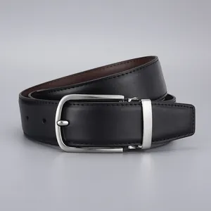 Cintura da uomo in pelle nera business con classica fibbia ad ardiglione in metallo