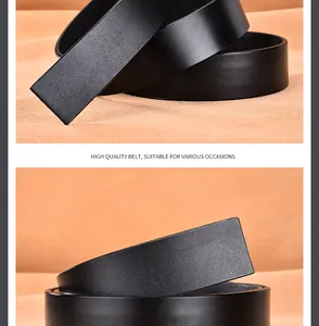 Détail d'une ceinture en cuir noir avec finition de bord lisse et grain de cuir délicat