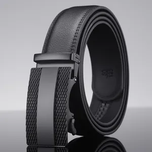 Ceinture pour homme en cuir noir à grain litchi avec boucle automatique noire mate élégante