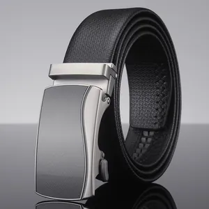 Men's business leather belt with black lychee texture and silver automatic buckle