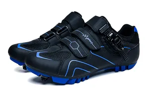 Détail de chaussures VTT avec mesh respirant et fermeture à boucle micrométrique et velcro