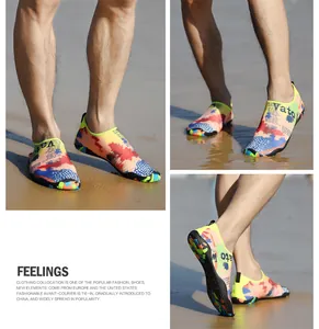 Detalle de zapatos de agua de secado rápido con suela de goma y diseño de grafiti
