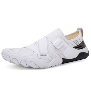 White quick-dry water shoes featuring elastic criss-cross straps and wave-pattern non-slip soles