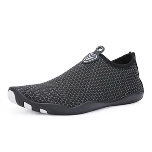 Zapatos de agua de secado rápido con malla de nido de abeja y suela de goma antideslizante