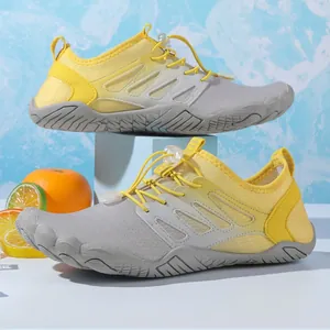 Zapatos de agua de secado rápido con suelas antideslizantes para senderismo y natación playa