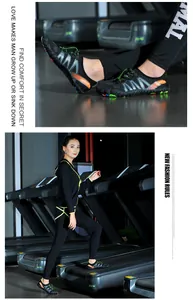 Détail de chaussures aquatiques à cinq orteils en mesh respirant et modèle sur tapis