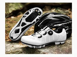 Zapatillas de ciclismo MTB con cierre giratorio y parte superior perforada transpirable