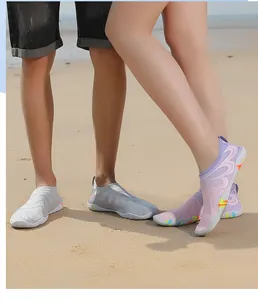 Chaussures d'eau mixtes sur plage de sable avec mesh respirant et semelles antidérapantes