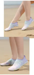 Chaussures d'eau pieds nus d'extérieur avec motif ondulé violet et semelle en caoutchouc