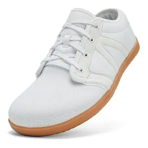 Chaussures de marche blanches à bout large et semelle en gomme pour fitness outdoor