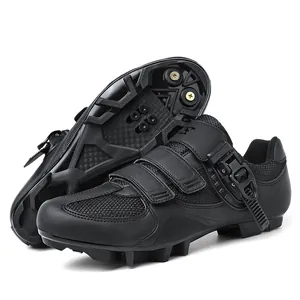 Chaussures vélo pro noires avec boucle réglable et semelle rigide antidérapante