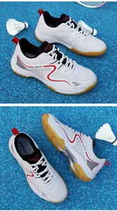Détail de chaussures de badminton pro avec semelle en gomme et maille respirante blanche