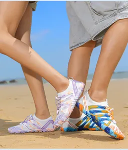 Zapatos de agua con malla transpirable y suelas de secado rápido para playa y senderismo