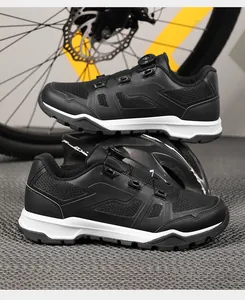 Detail der Mountainbikeschuhe mit atmungsaktivem Mesh und Präzisions-Drehverschluss-System