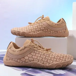 Schnelltrocknende khaki Wasserschuhe mit Waben-Mesh und rutschfester Gummisohle