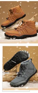 Detailansicht der Winterstiefel mit rutschfester Gummisohle und dickem Plüschfutter