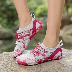 Scarpe da scoglio outdoor per nuoto e trekking in mesh grigio con dettagli rosa