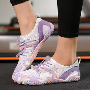 Scarpe acquatiche traspiranti viola e arancioni con suole in gomma antiscivolo