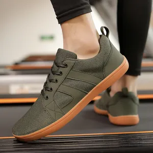 Chaussures pieds nus vert olive pour hommes avec bout large et semelle antidérapante