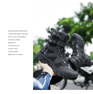 Detalle de botas impermeables de moto con sistema de cordones rápidos y hebillas