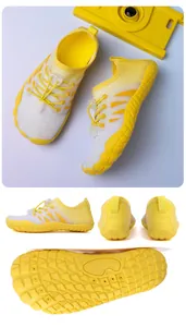 Detailansicht der atmungsaktiven Kinder-Wasserschuhe mit rutschfester Gummisohle und Kordelzug