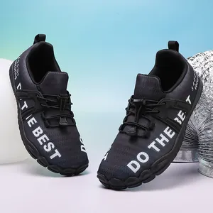 Breathable wide toe box running shoes for hiking and fitness with DO THE BEST print