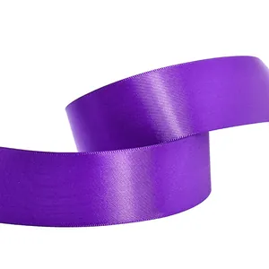 Ruban de satin violet foncé en polyester brillant pour emballage cadeau et fleurs
