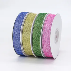 Set di quattro nastri metallici glitterati da 1,5 cm in blu, oro, verde e rosa per regali
