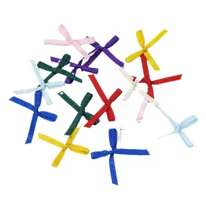 Mini nœuds en ruban de satin DIY 3mm colorés pour les décorations de bricolage et couture