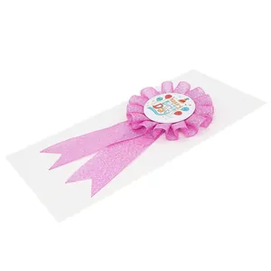 Distintivo a rosetta rosa glitter Happy Birthday con nastri su scheda display