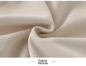 Vue macro d'un tricot beige doux montrant les détails fins et la texture confortable