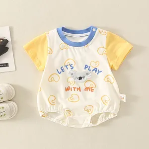 Barboteuse bébé en coton à manches courtes avec patch koala et manches crème et jaunes