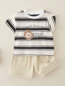 Conjunto de verano de algodón para niños con camiseta a rayas de león y pantalones cargo
